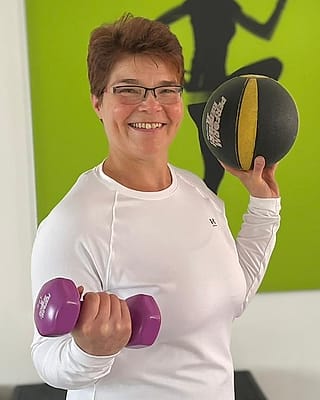Stefanie Grimm — Trainerin und Beraterin Beckenbodenstuhl